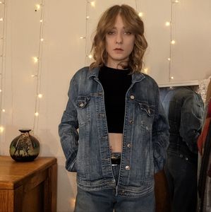 GUESS Medium Wash Denim Jacket